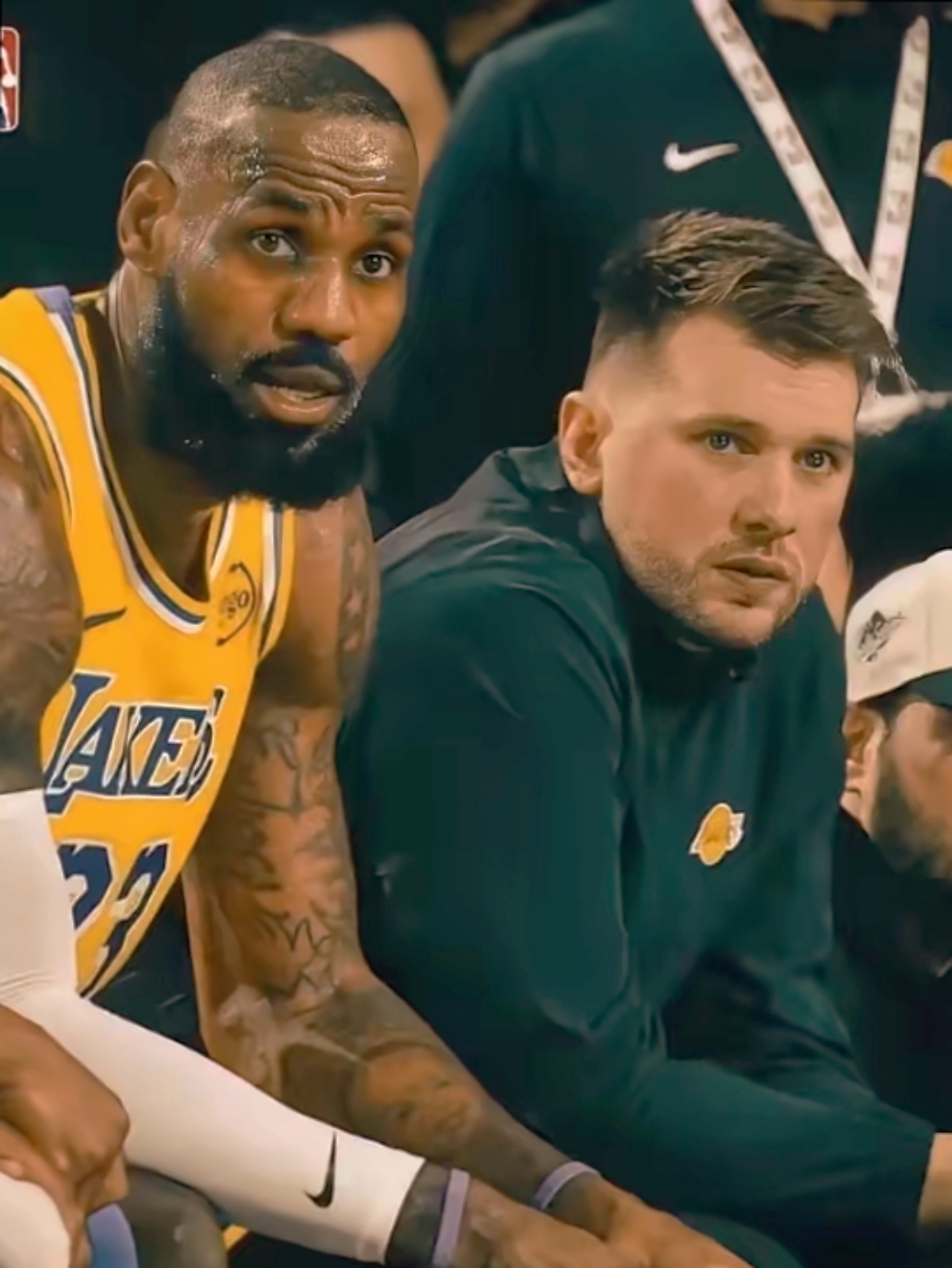 Yabo Sports-热火带队取胜！，詹姆斯重要时刻比赛局势复杂比赛高潮迭起-Yabo Sports