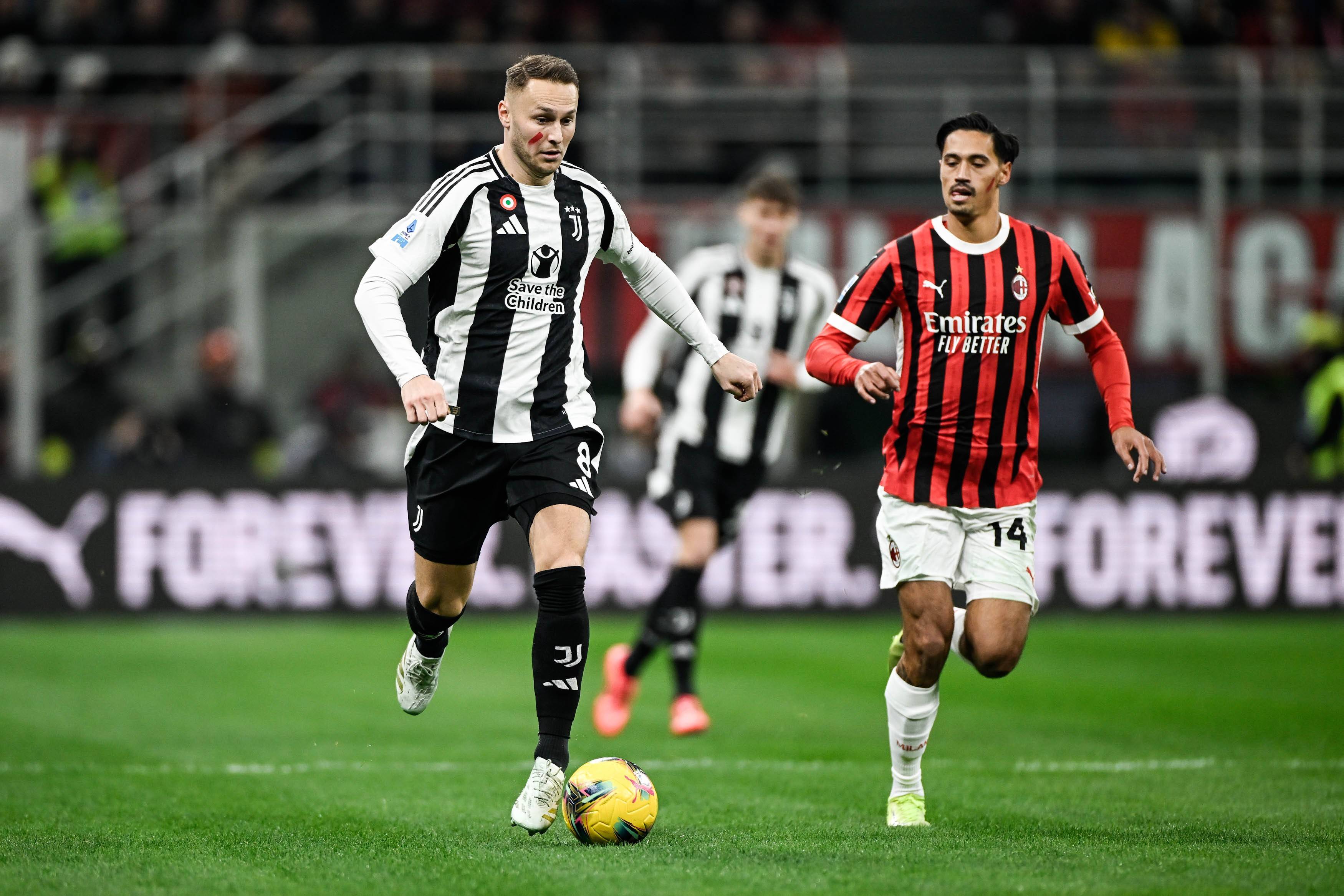 Yabo-大比分获胜引发热议！，浓眉哥在尤文图斯比赛中爆冷全场沸腾不已-Yabo