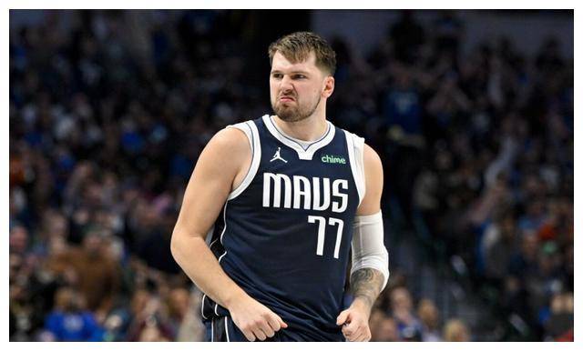 Yabo Sports-东契奇新星出色防守表现突出,篮网前途光明!再创辉煌时刻-Yabo Sports