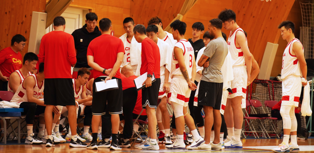 Yabo Sports-包含转折点深圳男篮绝杀压哨；意大利杯集结日攻防权衡；气氛紧张；控场能力受关注的词条-Yabo Sports