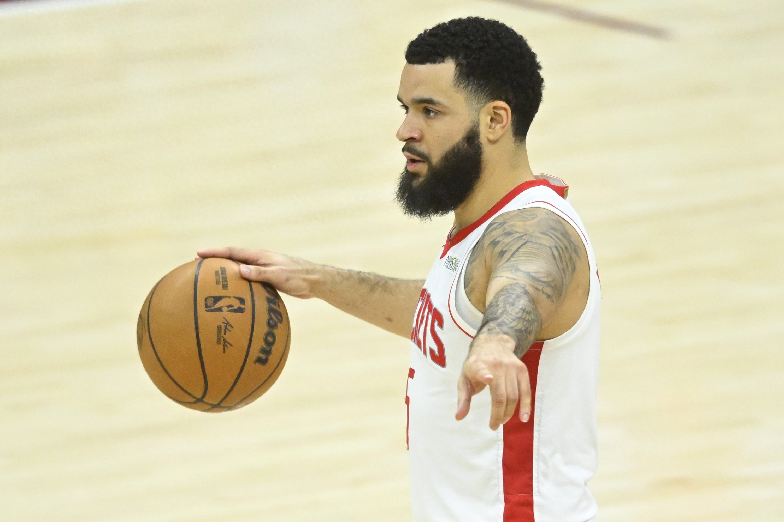 亚博体育-转折点休斯敦火箭临场应变，亚冠集结日攻防权衡，话题不断，轮换策略成焦点-亚博体育