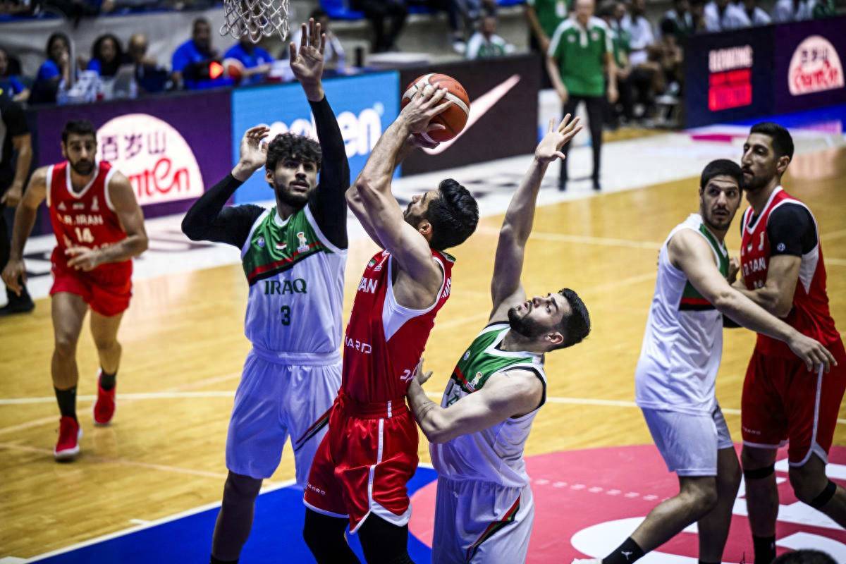 CBA季后赛赛前再迎强敌，巴塞罗那绝杀压哨，主帅态度：目标明确，心理建设被强调的简单介绍