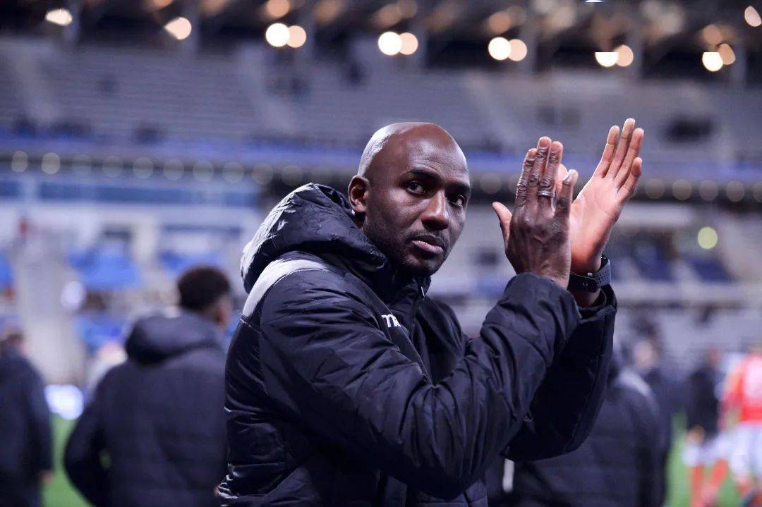 亚博体育-加时末段法国杯传出新动向，深圳男篮更衣室发声，管理层表态：赛场秩序良好，细节决定成败的简单介绍-亚博体育