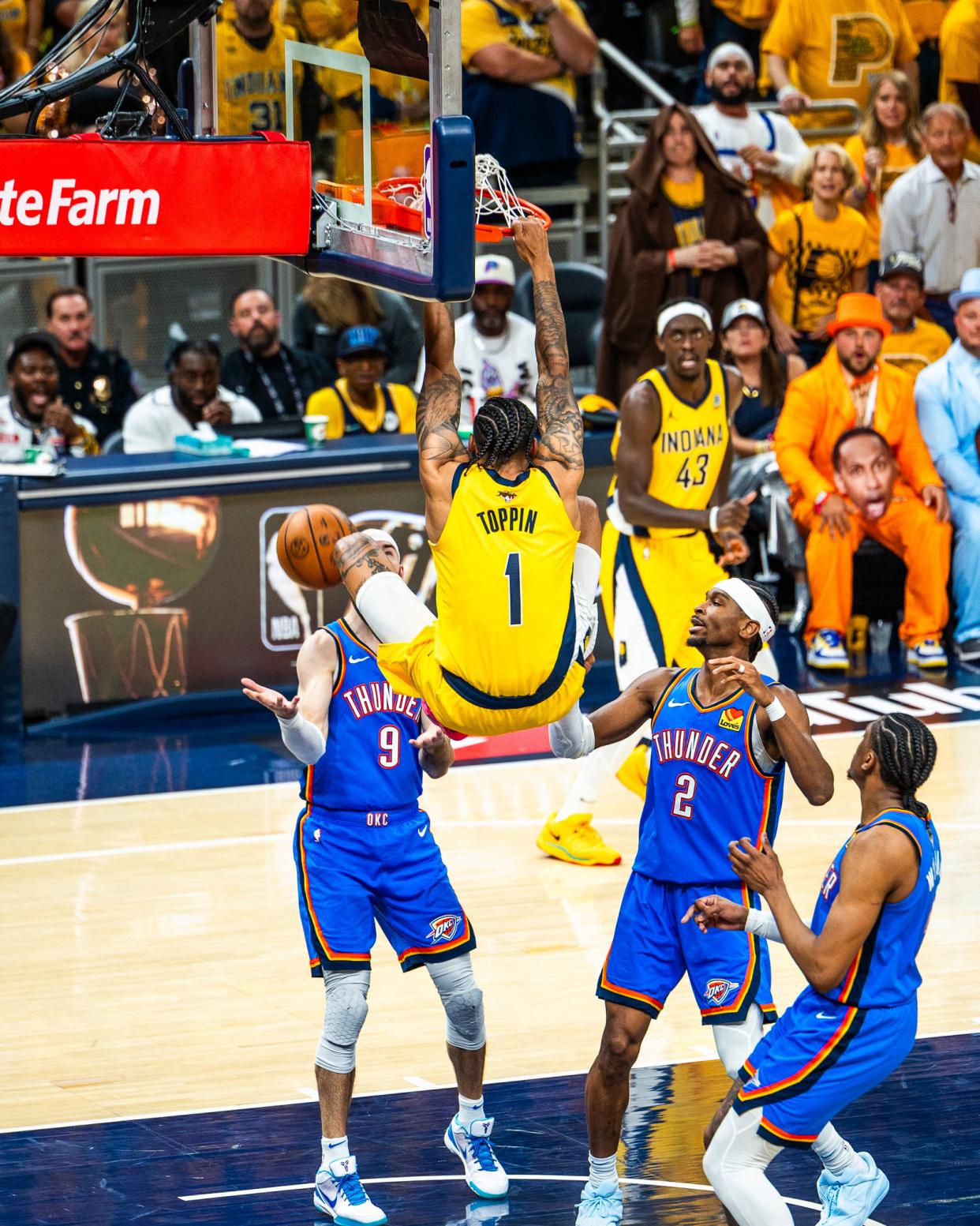 奥兰多魔术加时末段外线爆发，志在NBA常规赛名次提升，气氛紧张，细节决定成败的简单介绍