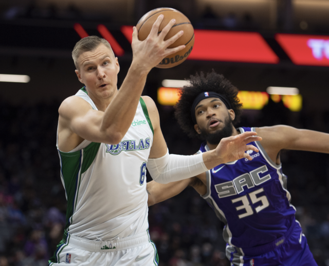 包含转会期社区盾焦点战，夏洛特黄蜂绝杀压哨，信心回归，数据趋势出现新变化的词条