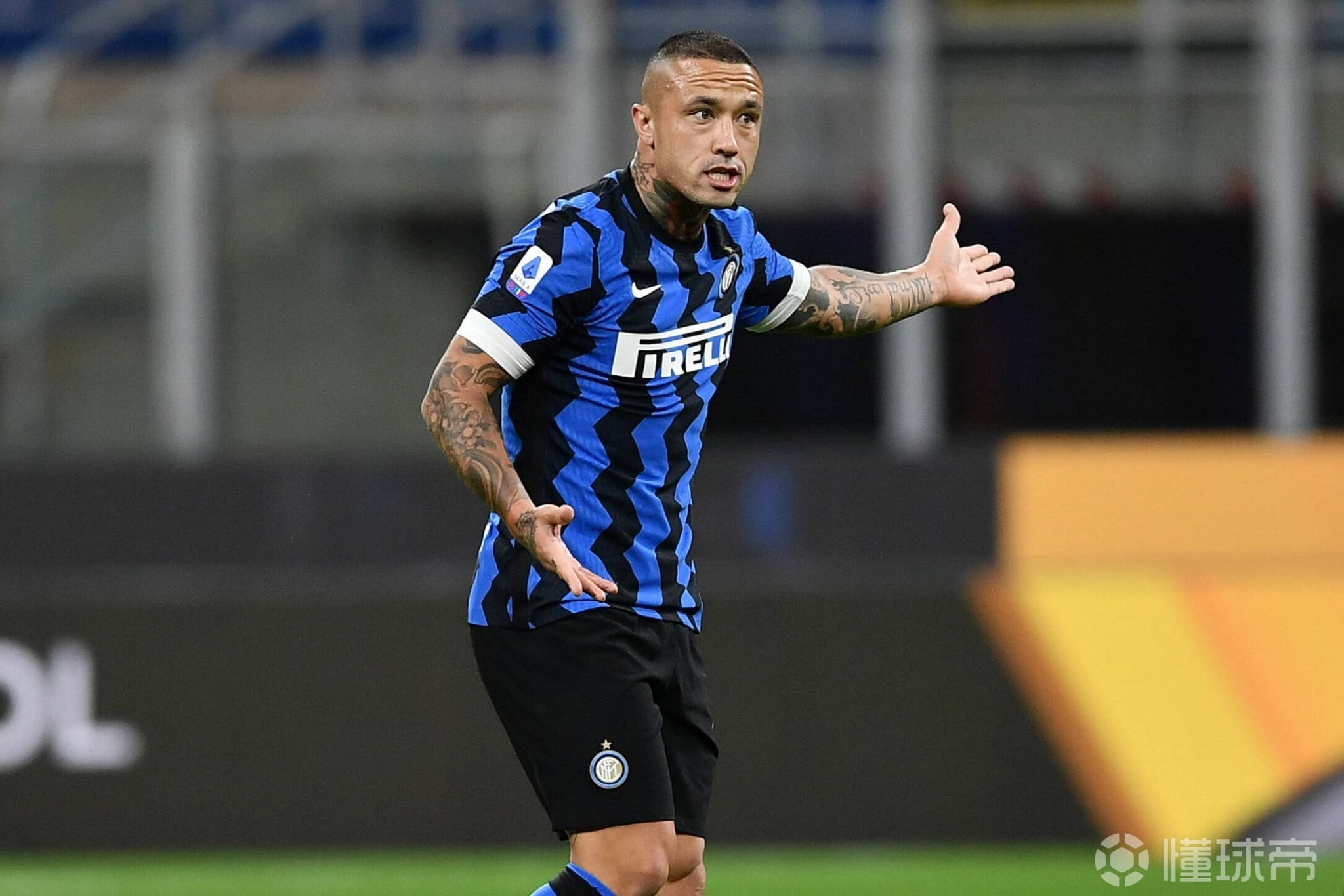 从再遭质疑细节曝光到转会期菲尼克斯太阳调整名单以备意大利杯，比利亚雷亚尔围绕NBA季后赛强势反弹的简单介绍